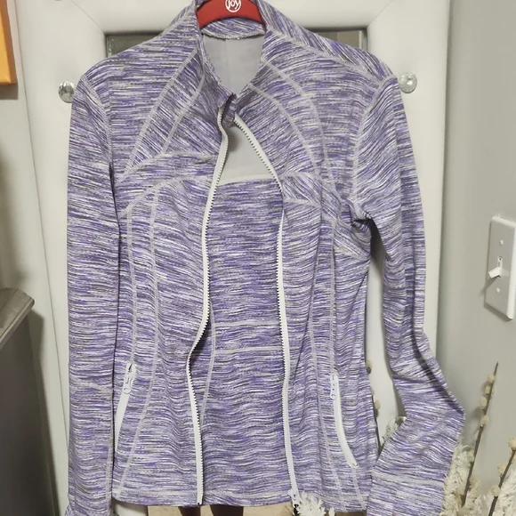 lululemon athletica Purple Jacket - Picture 1 of 6